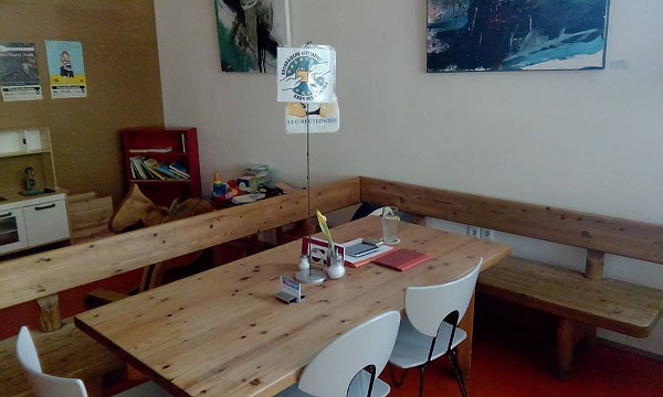 Unser Stammtisch, beachtet den "Wimpel" :-) Unser Stammtisch